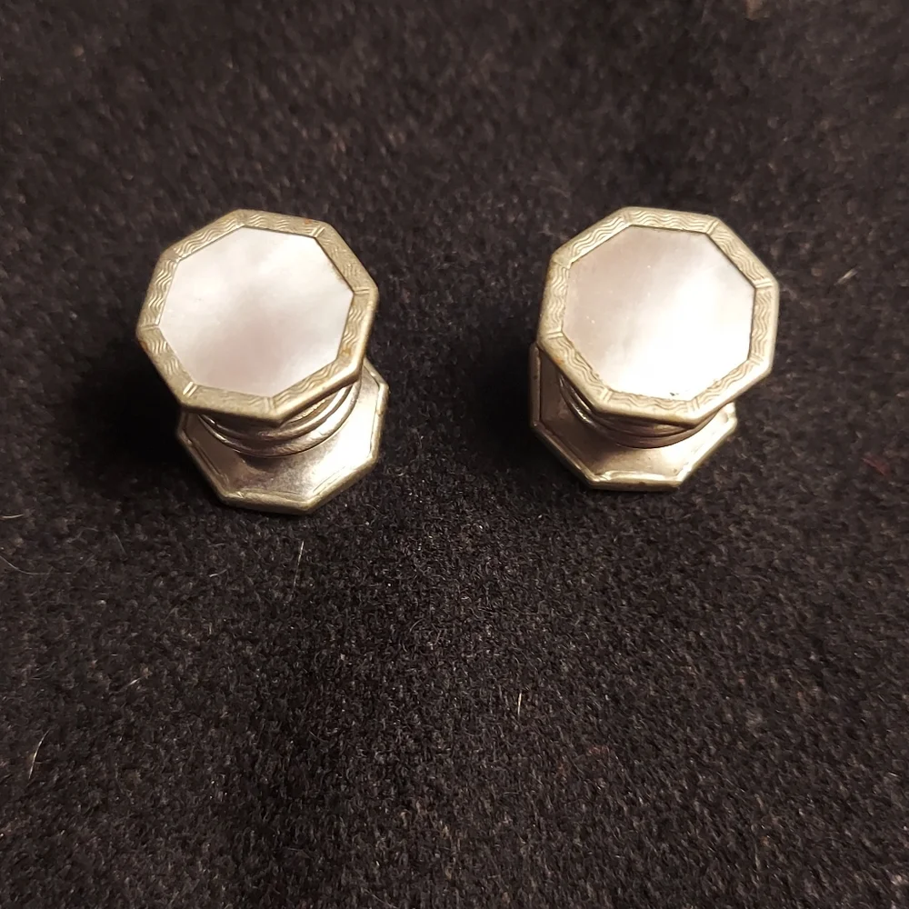 🩶 Antique Baer & Wilde Kum-A-Part Octagon Cuff Links